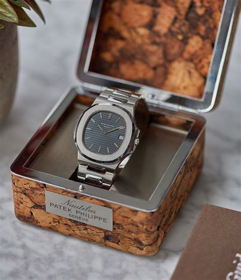 patek philippe nautilus box for sale|Patek Philippe Nautilus vintage.